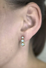 Load image into Gallery viewer, Trio Drop Diamond Gold Earrings