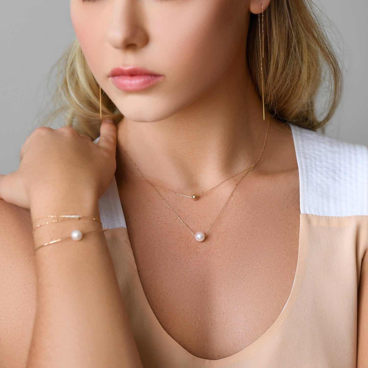 One Akoya White Pearl and One Gold Ball Necklace