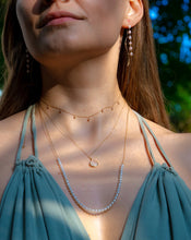 Load image into Gallery viewer, Labradorite Gemstone Pear Shape Gold Neckalce