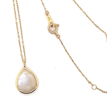 Load image into Gallery viewer, Labradorite Gemstone Pear Shape Gold Neckalce