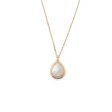 Load image into Gallery viewer, Labradorite Gemstone Pear Shape Gold Neckalce
