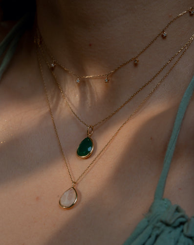 Green Agate Gemstone Pear Shape Gold Neckalce